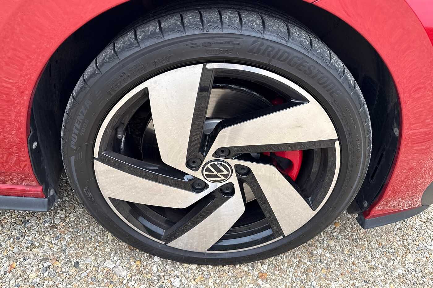 Volkswagen Golf GTI MK8 Facelift 2024 2.0 TSI (265ps) DSG