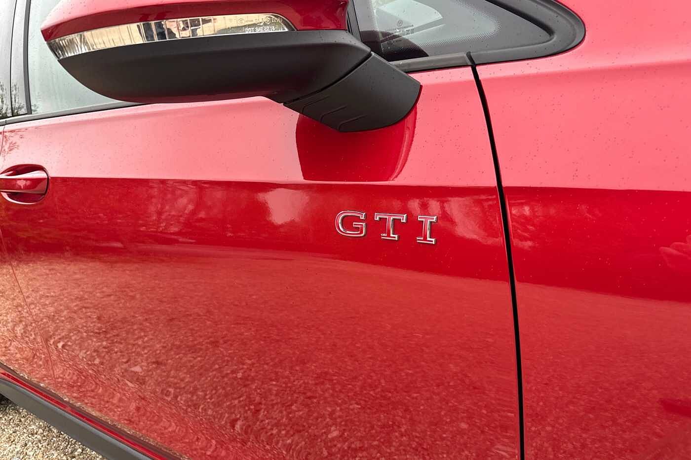 Volkswagen Golf GTI MK8 Facelift 2024 2.0 TSI (265ps) DSG