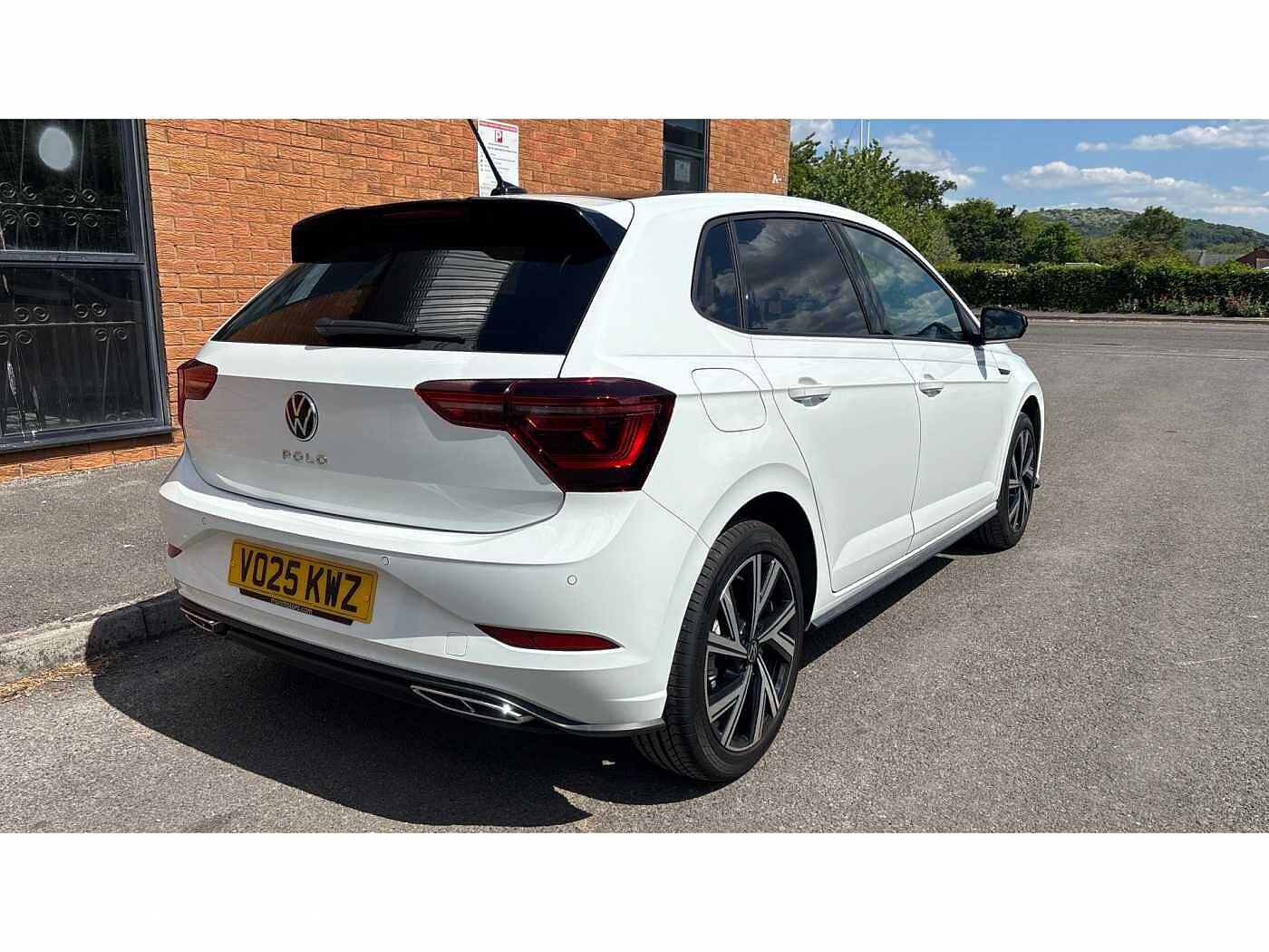 Volkswagen Polo 1.0 TSI (115ps) Black Edition DSG