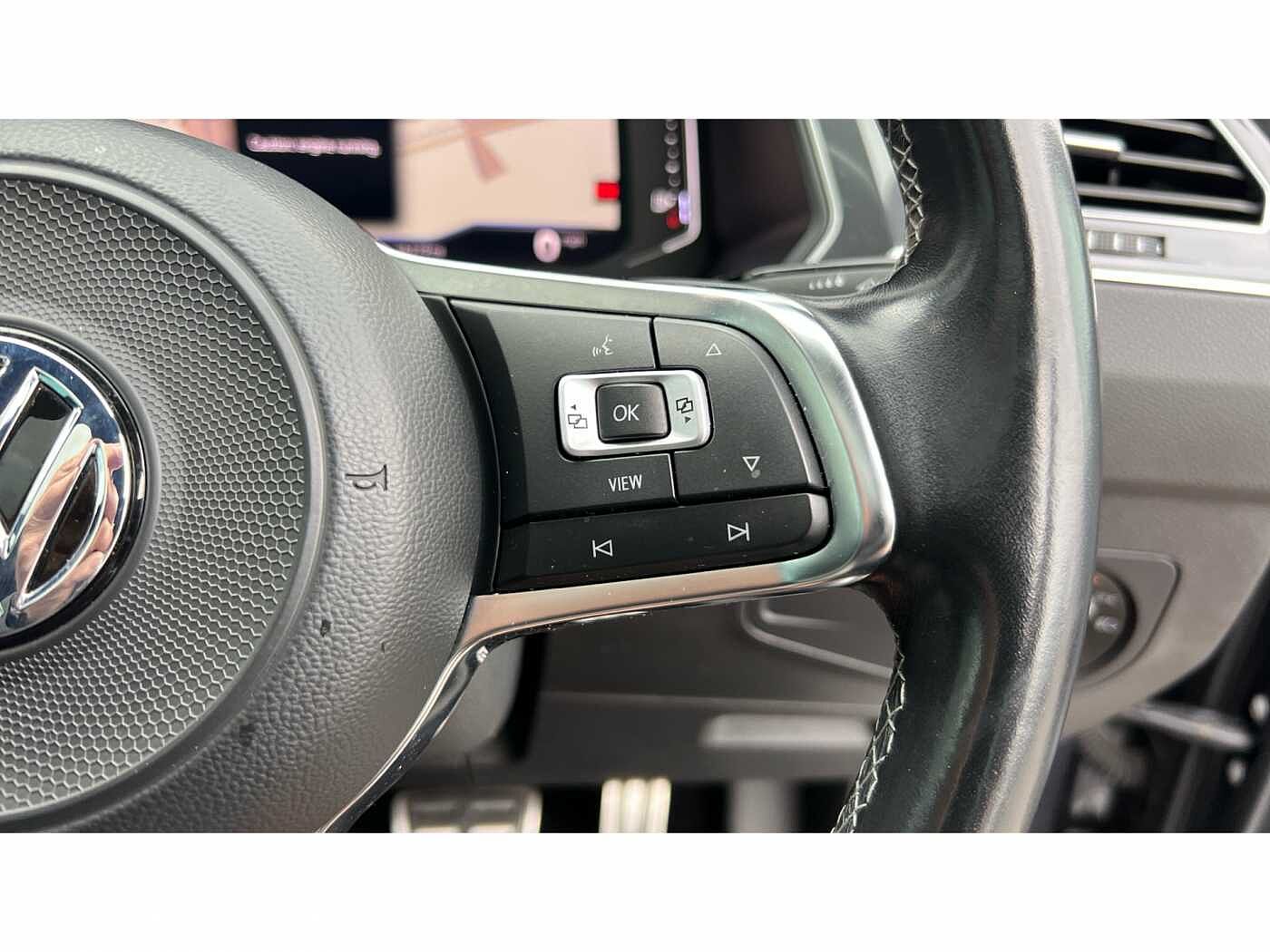 Volkswagen Tiguan 2.0 TDi 150 4Motion R-Line Tech 5dr DSG