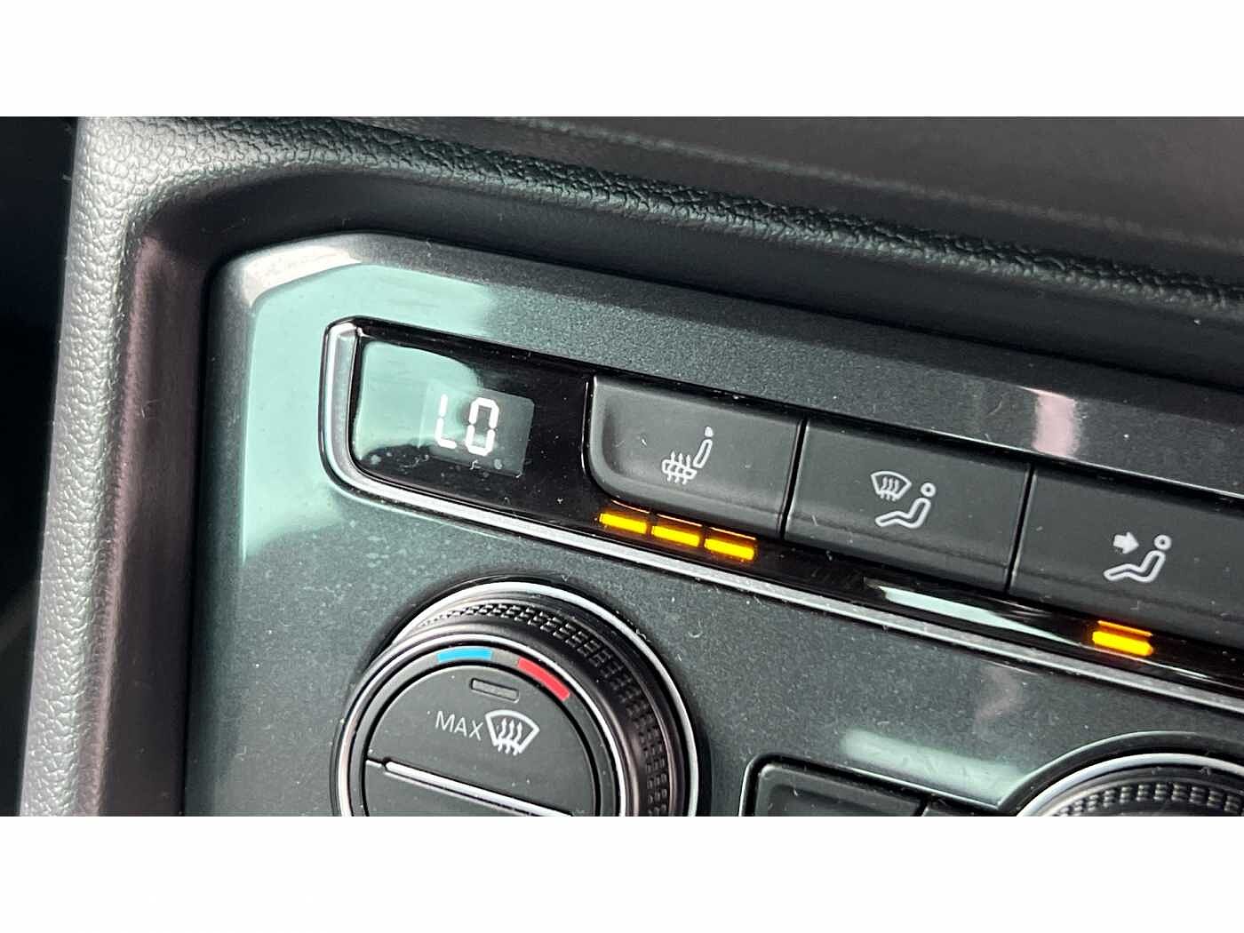 Volkswagen Tiguan 2.0 TDi 150 4Motion R-Line Tech 5dr DSG