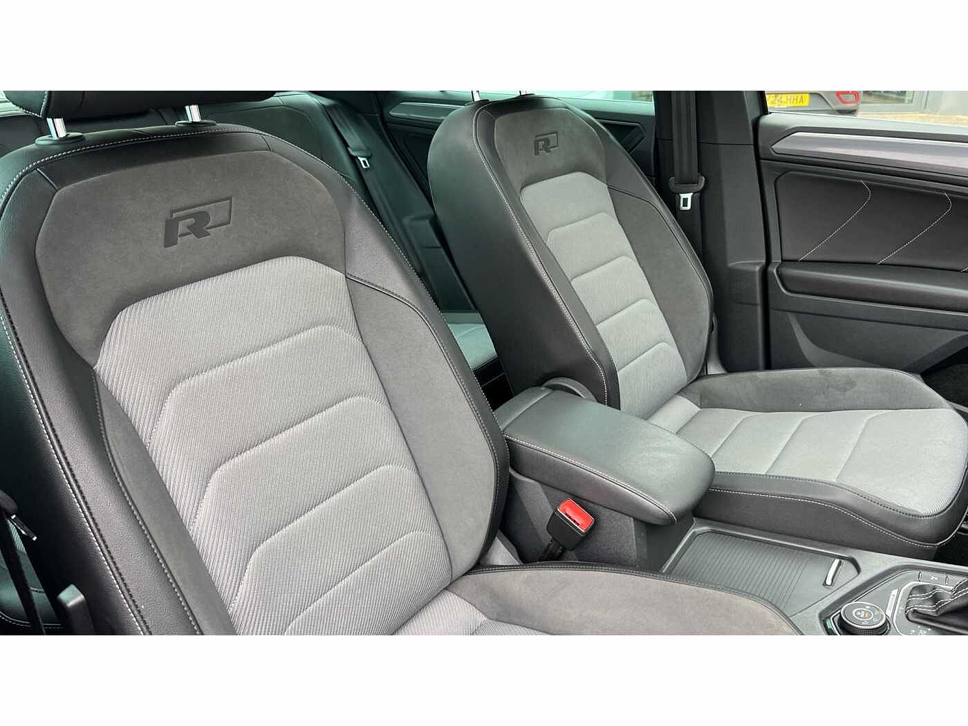 Volkswagen Tiguan 2.0 TDi 150 4Motion R-Line Tech 5dr DSG