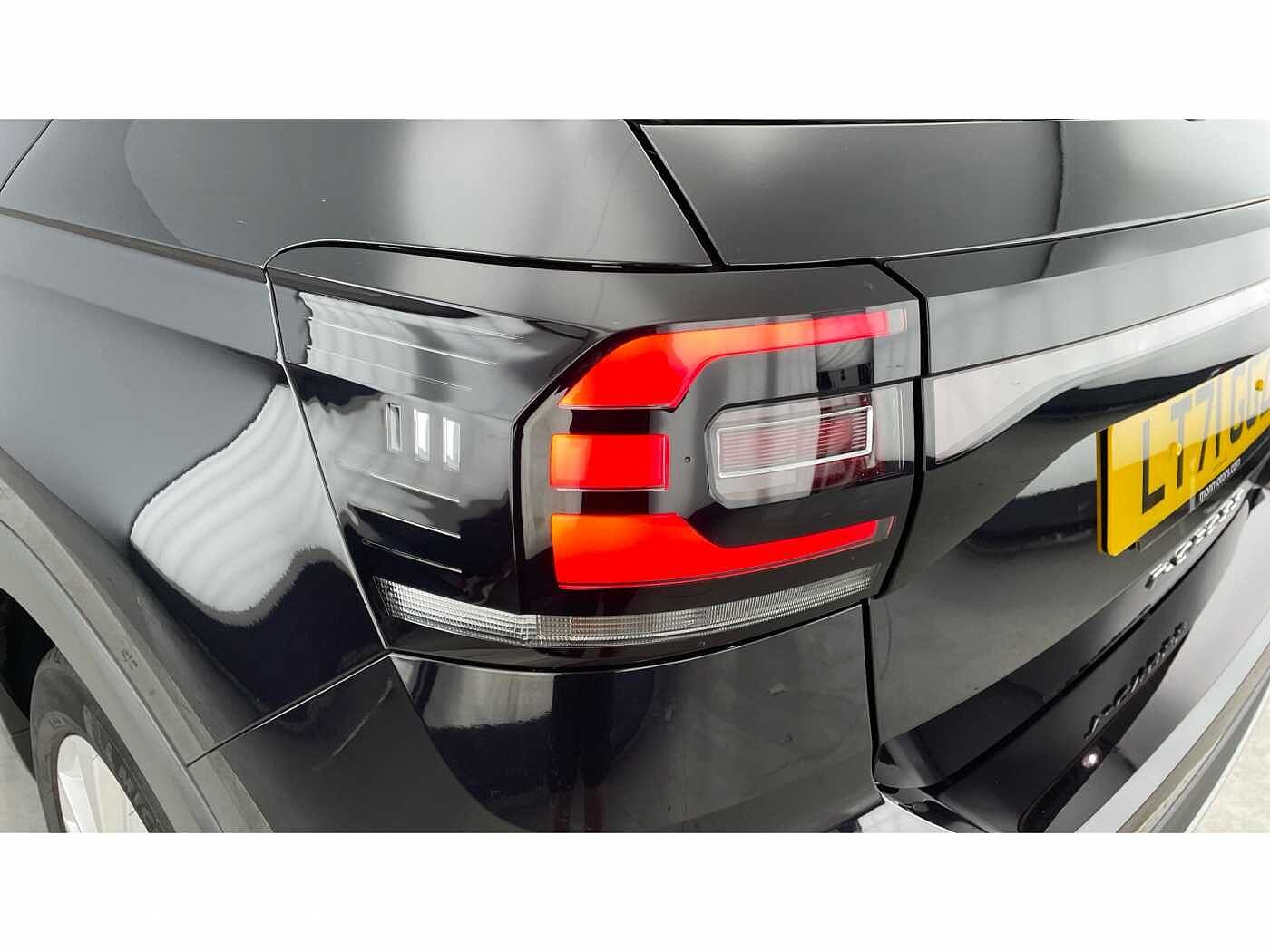 Volkswagen T-Cross 1.0 TSI (110ps) SE DSG Hatchback