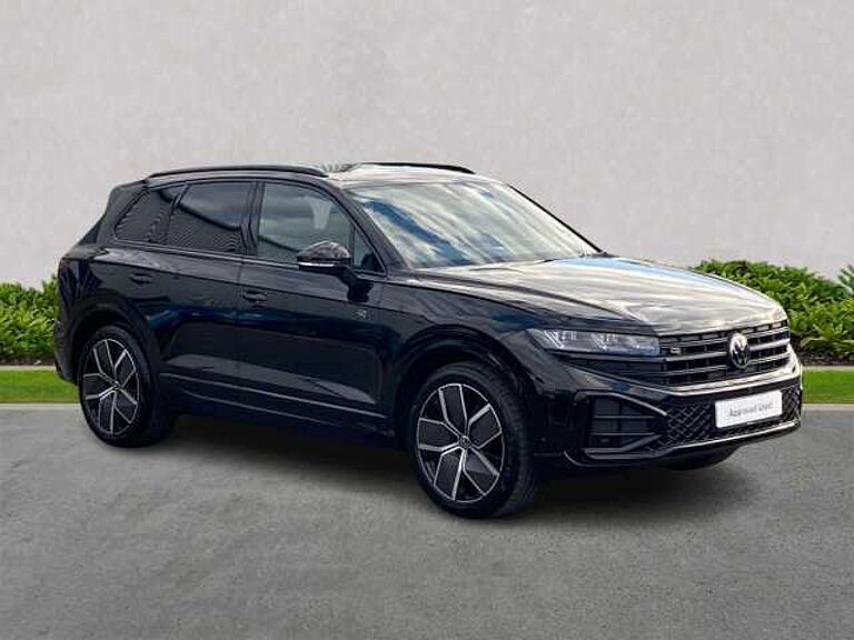 Volkswagen Touareg 3.0TDI (286ps) Black Edition 4Motion 5dr