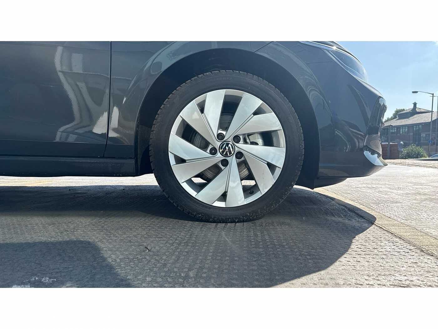 Volkswagen Golf 1.5 TSI Match 5dr