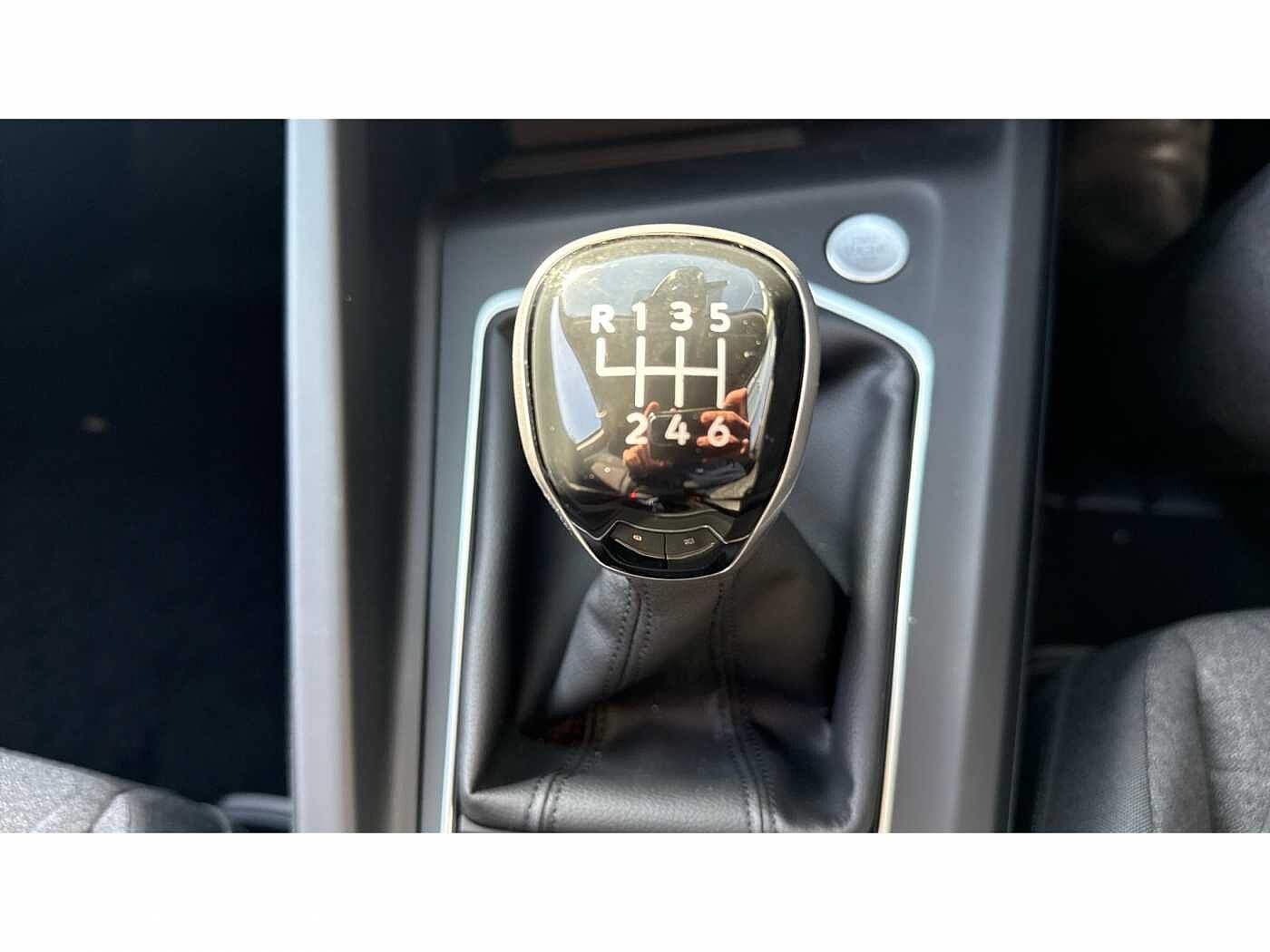 Volkswagen Golf 1.5 TSI Match 5dr