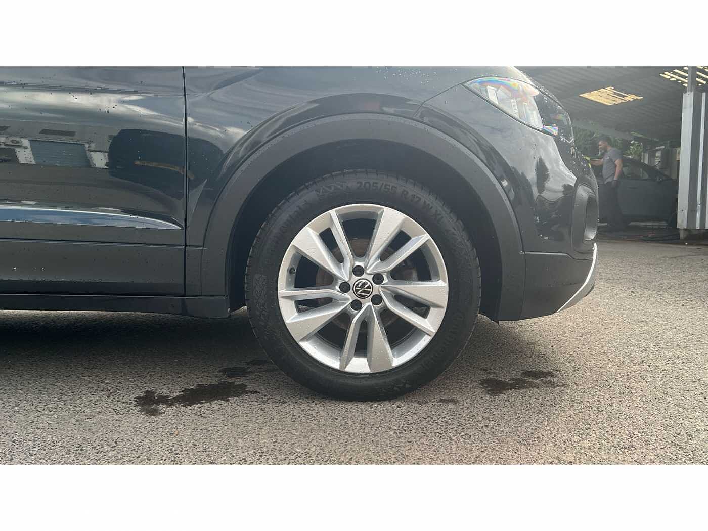 Volkswagen T-Cross 1.0 TSI (110ps) SE DSG Hatchback