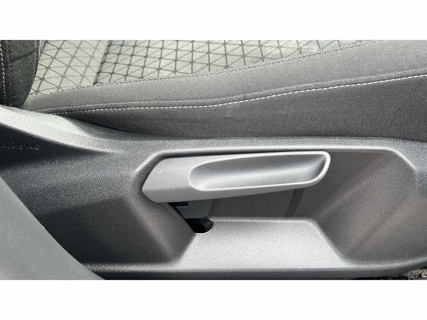 Volkswagen T-Cross 1.0 TSI (110ps) SE DSG Hatchback