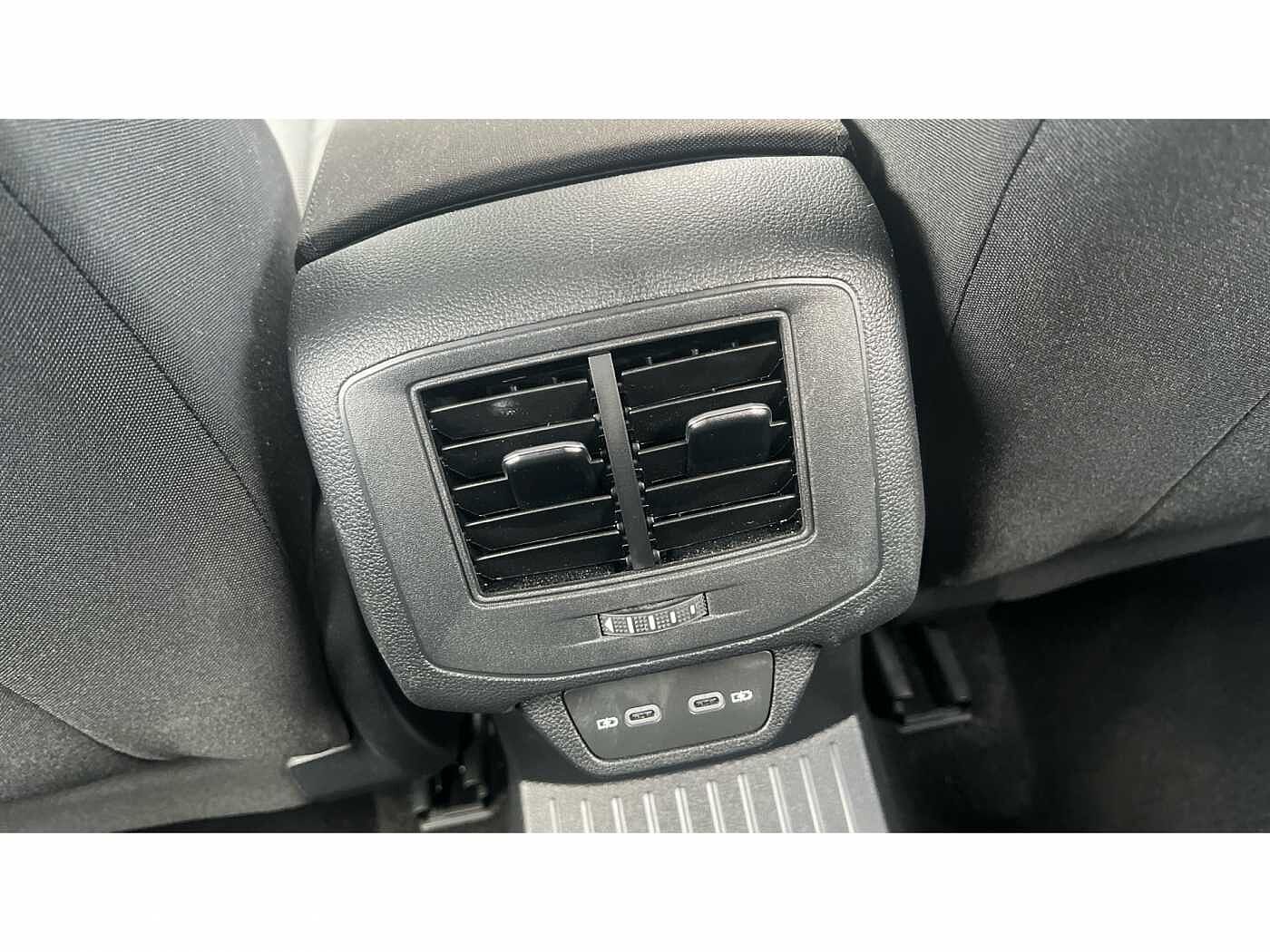 Volkswagen T-roc 1.5 TSI Life 5dr DSG