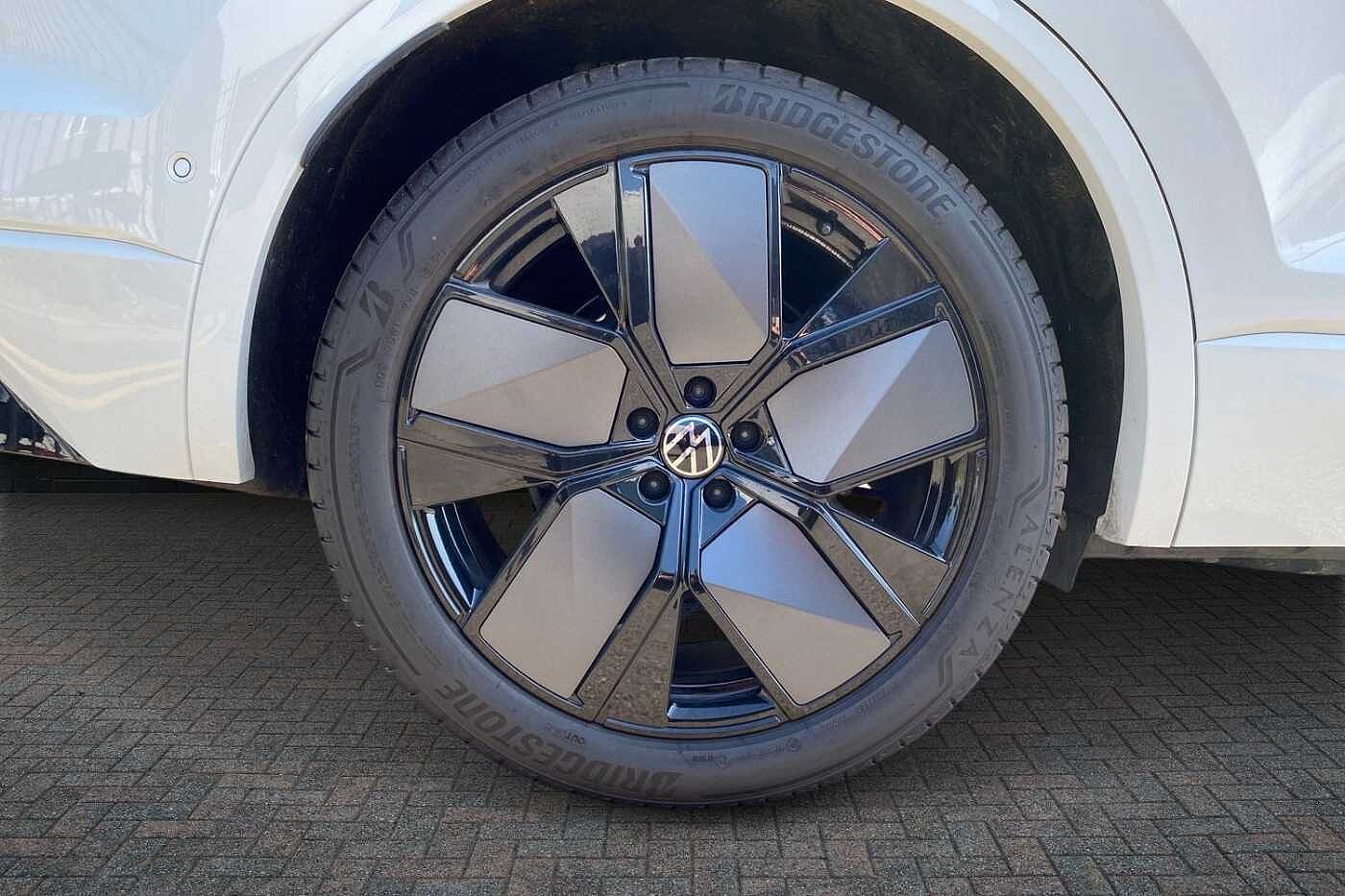 Volkswagen Touareg 3.0TDI (286ps) Black Edition 4Motion 5dr