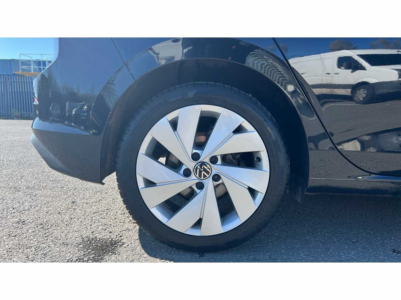Volkswagen Golf 1.5 TSI Match 5dr