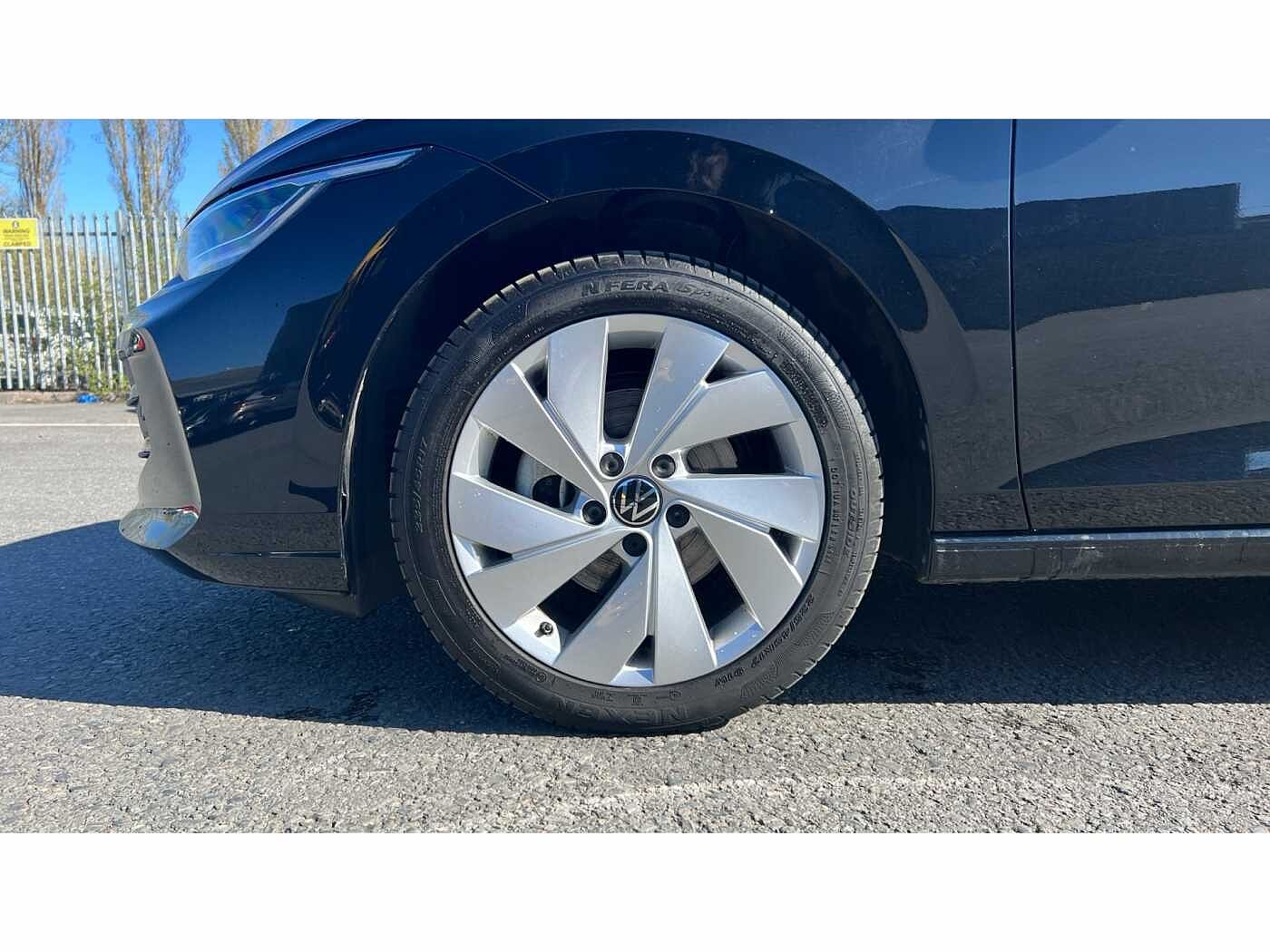 Volkswagen Golf 1.5 TSI Match 5dr