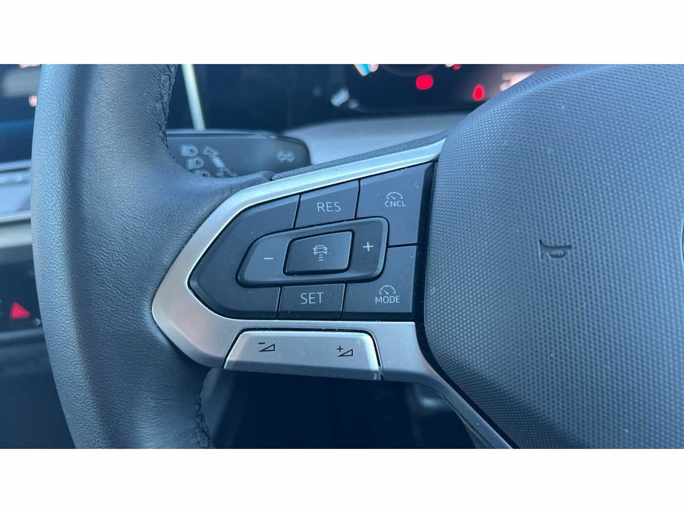 Volkswagen Golf 1.5 TSI Match 5dr