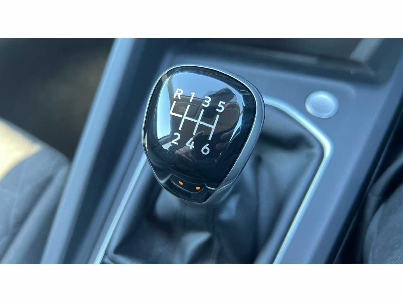 Volkswagen Golf 1.5 TSI Match 5dr