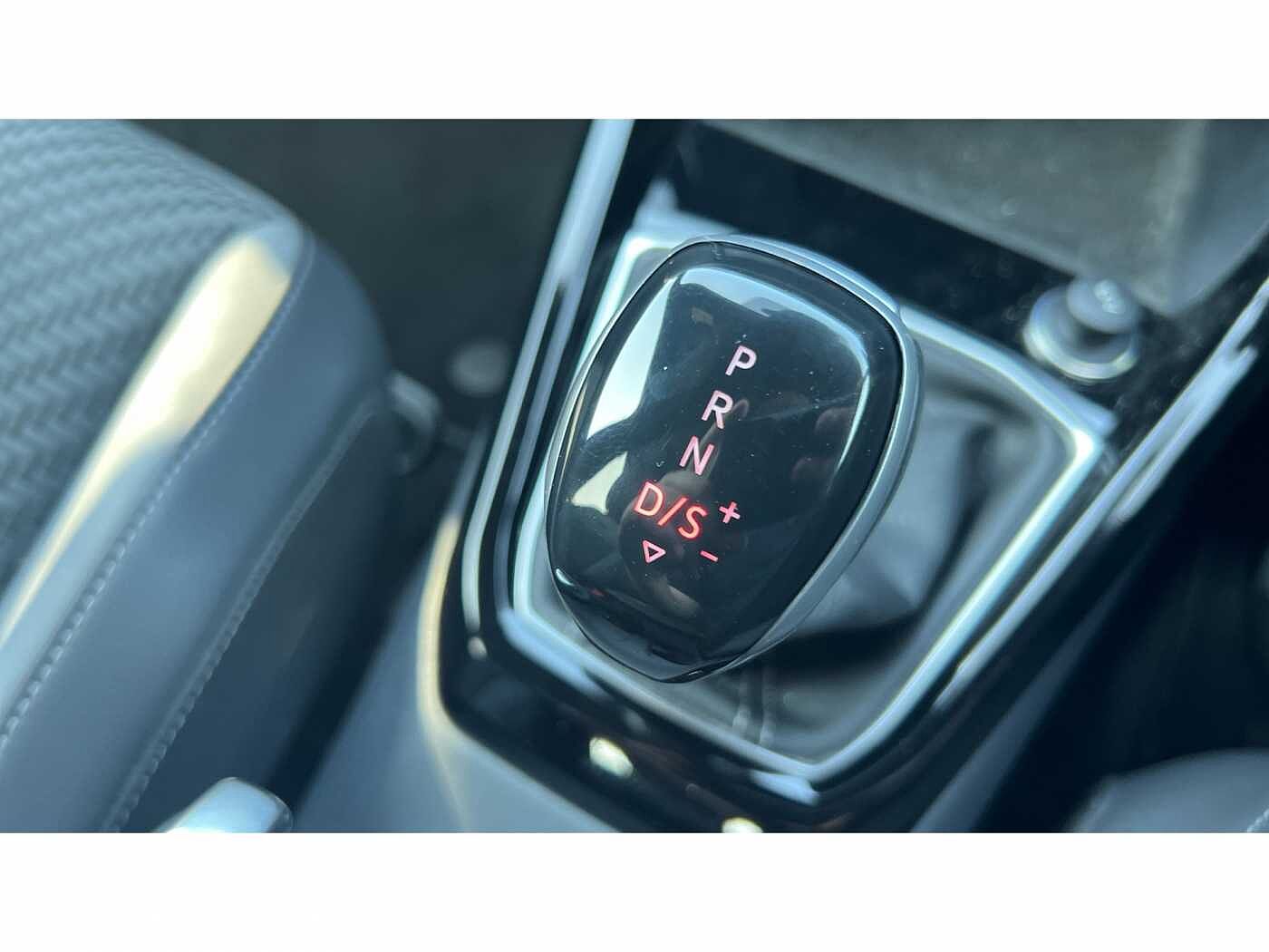 Volkswagen T-Cross 1.0 TSI (110ps) R-Line DSG Hatchback