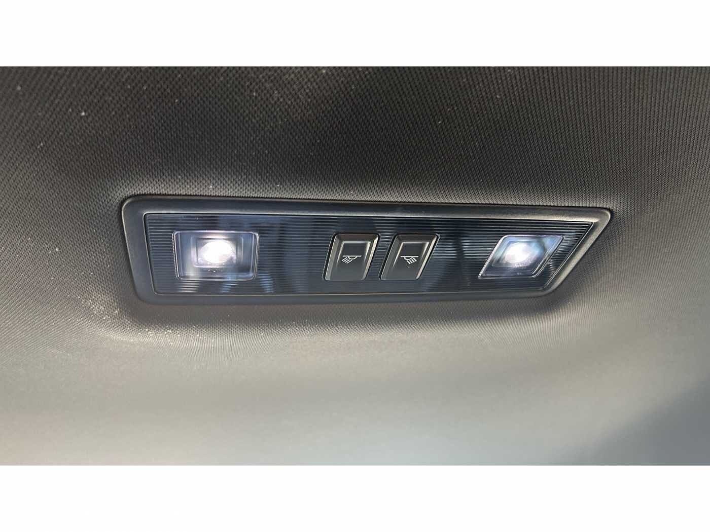 Volkswagen T-Cross 1.0 TSI (110ps) R-Line DSG Hatchback
