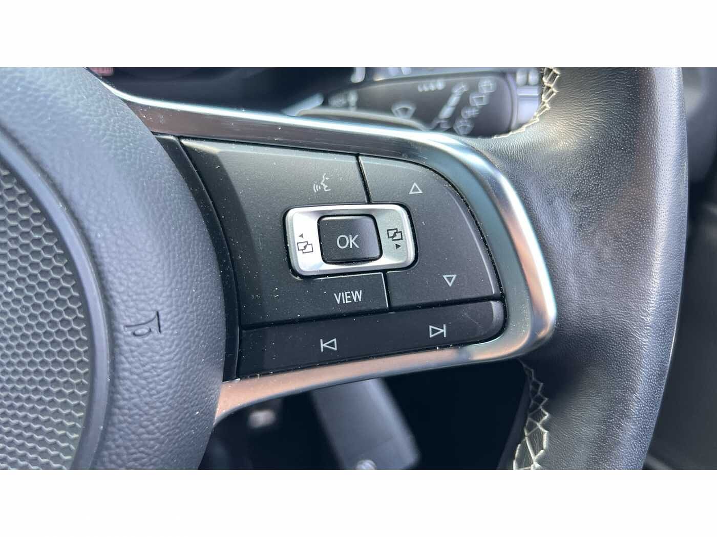 Volkswagen T-ROC 2017 1.5 TSI R-Line 150PS EVO DSG