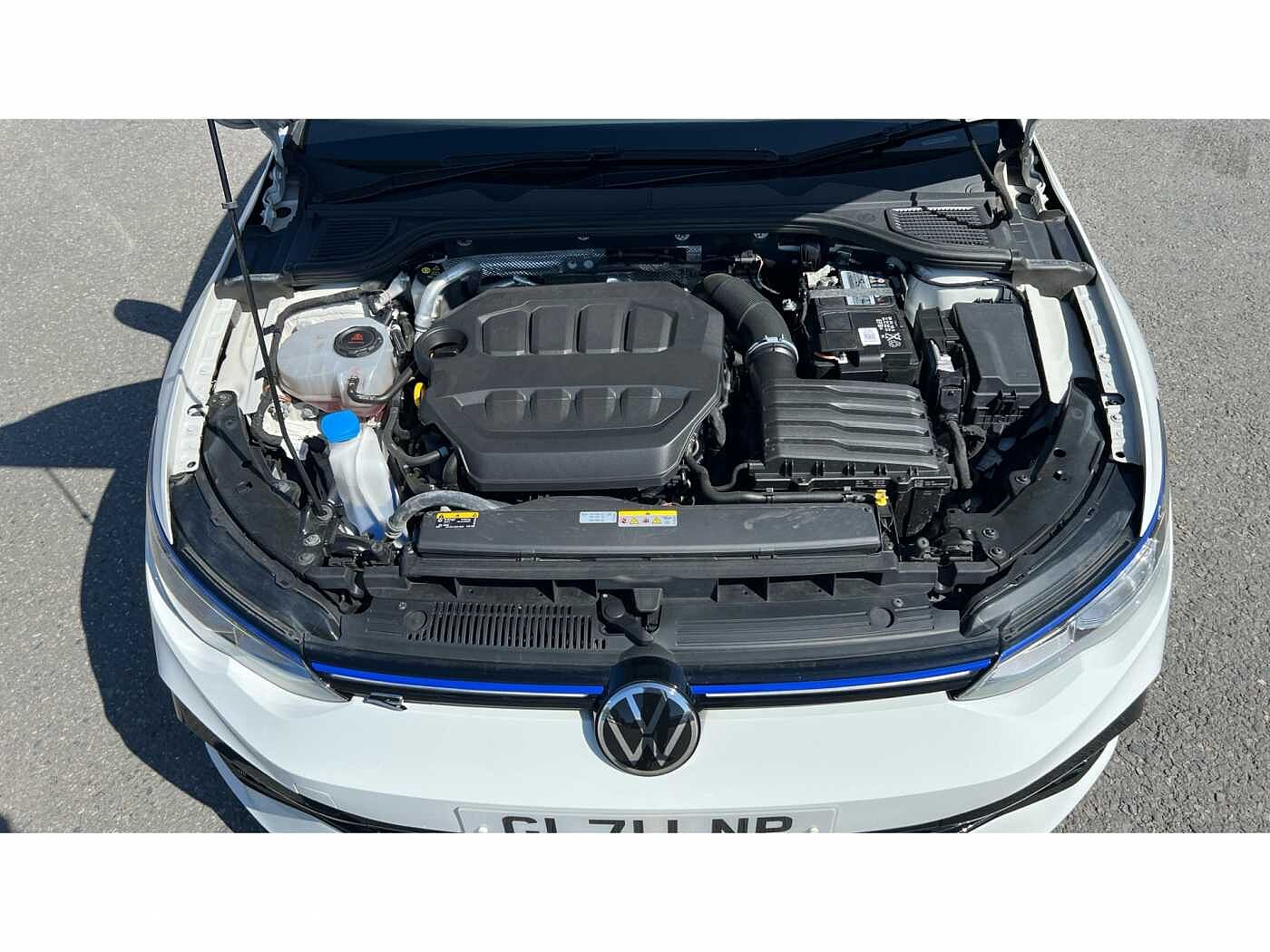 Volkswagen Golf R MK8 2.0 TSI 4Motion 320PS DSG 5 Dr