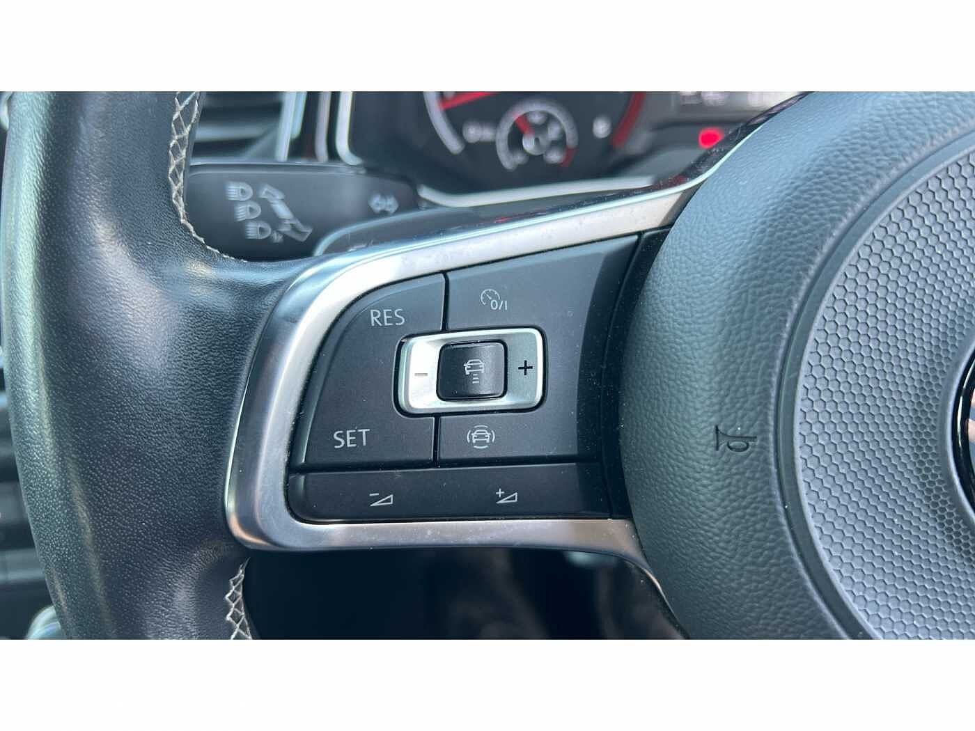 Volkswagen T-ROC 2017 1.5 TSI Black Edition 150PS EVO DSG