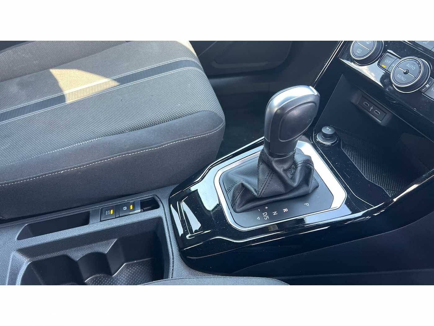 Volkswagen T-ROC 2017 1.5 TSI Black Edition 150PS EVO DSG