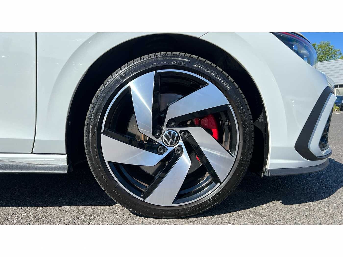 Volkswagen Golf 8 GTI 2.0 TSI 245PS 7-speed DSG 5 Door