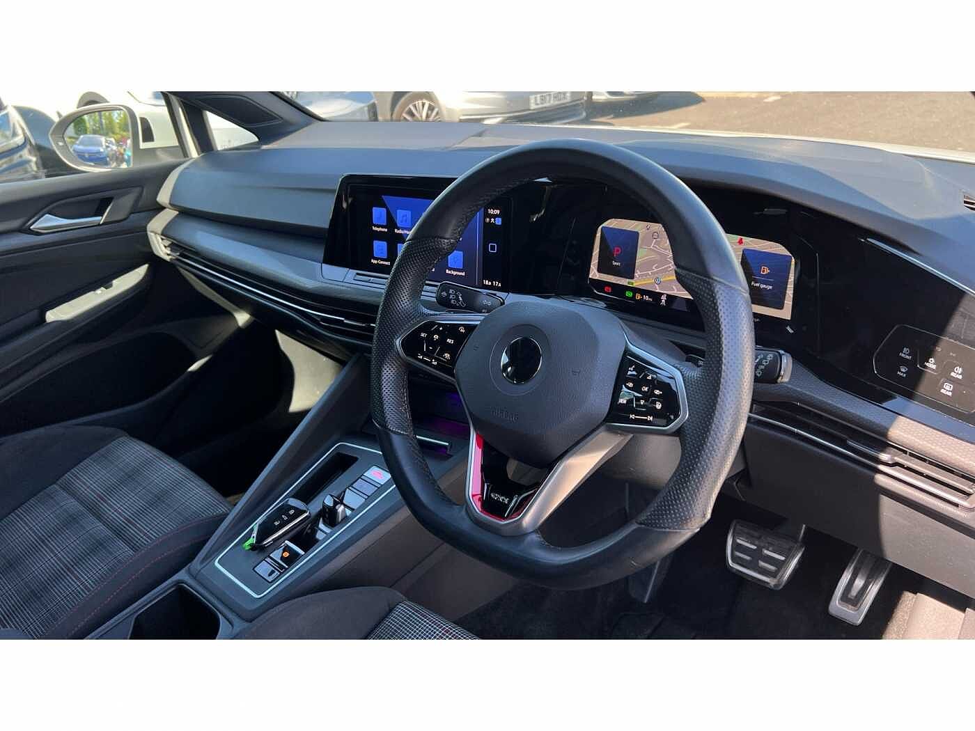 Volkswagen Golf 8 GTI 2.0 TSI 245PS 7-speed DSG 5 Door