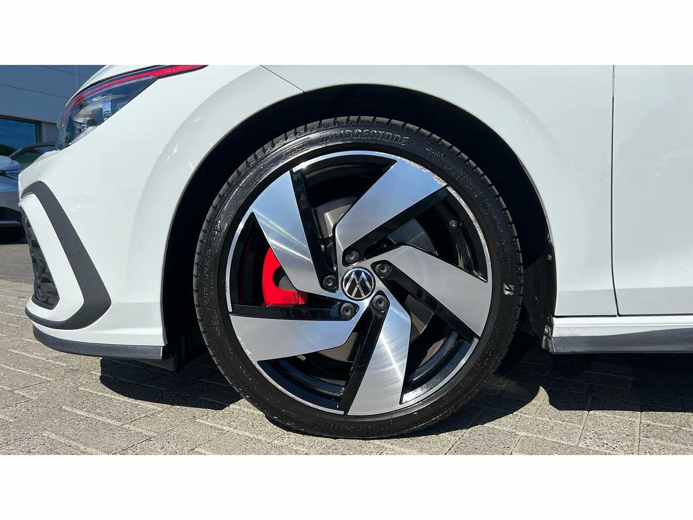 Volkswagen Golf 8 GTI 2.0 TSI 245PS 7-speed DSG 5 Door