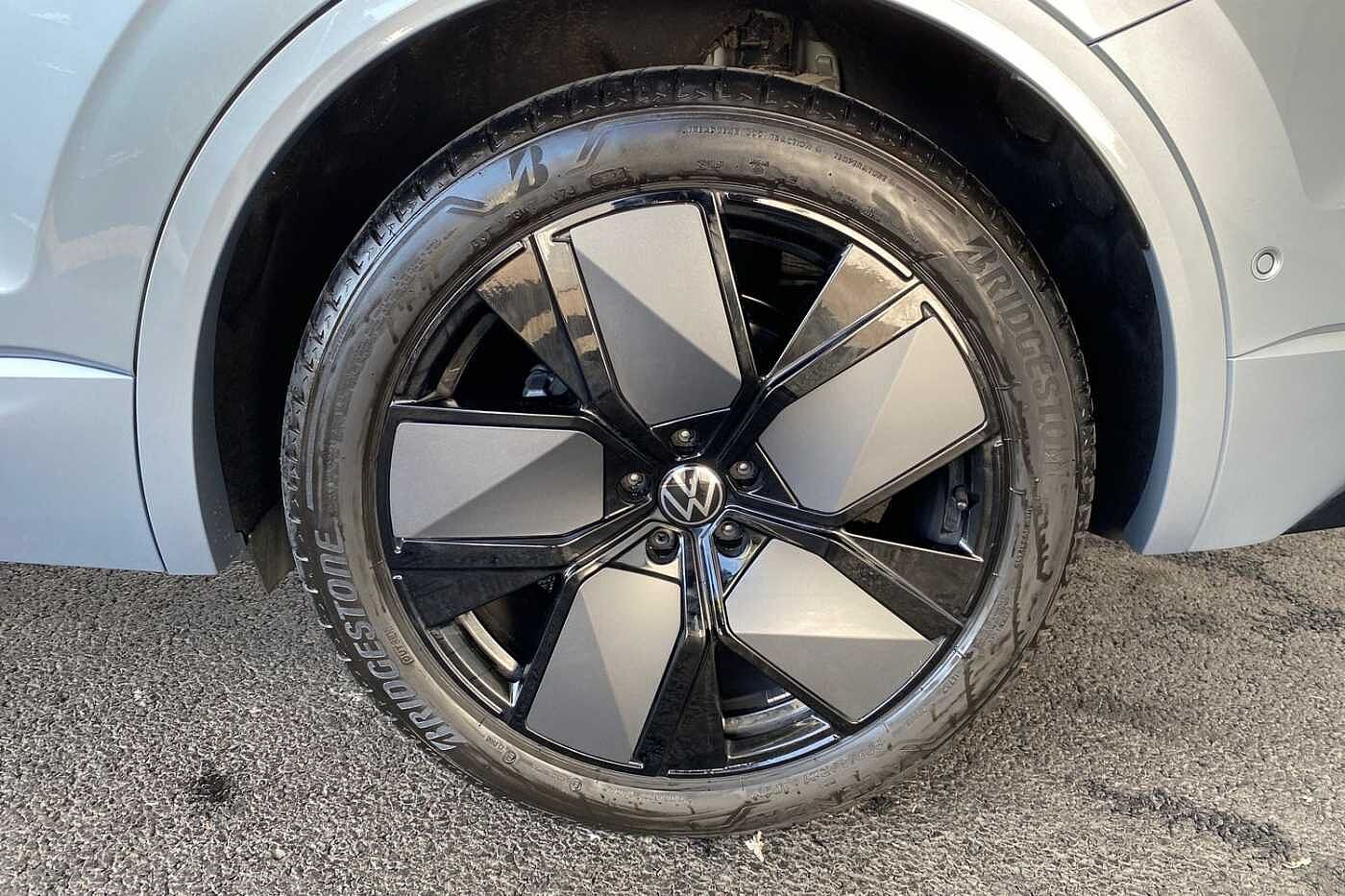 Volkswagen Touareg 3.0TDI (286ps) Black Edition 4Motion 5dr