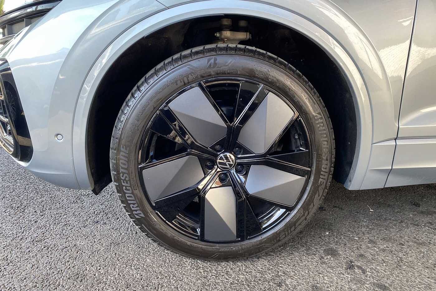 Volkswagen Touareg 3.0TDI (286ps) Black Edition 4Motion 5dr