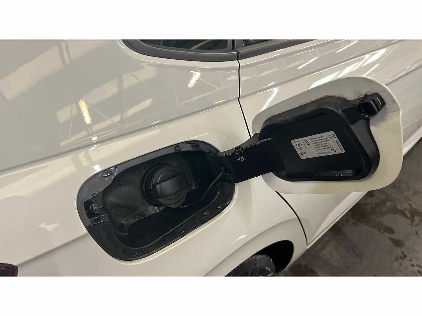 Volkswagen Polo MK6 Facelift (2021) 1.0 TSI 95PS Life