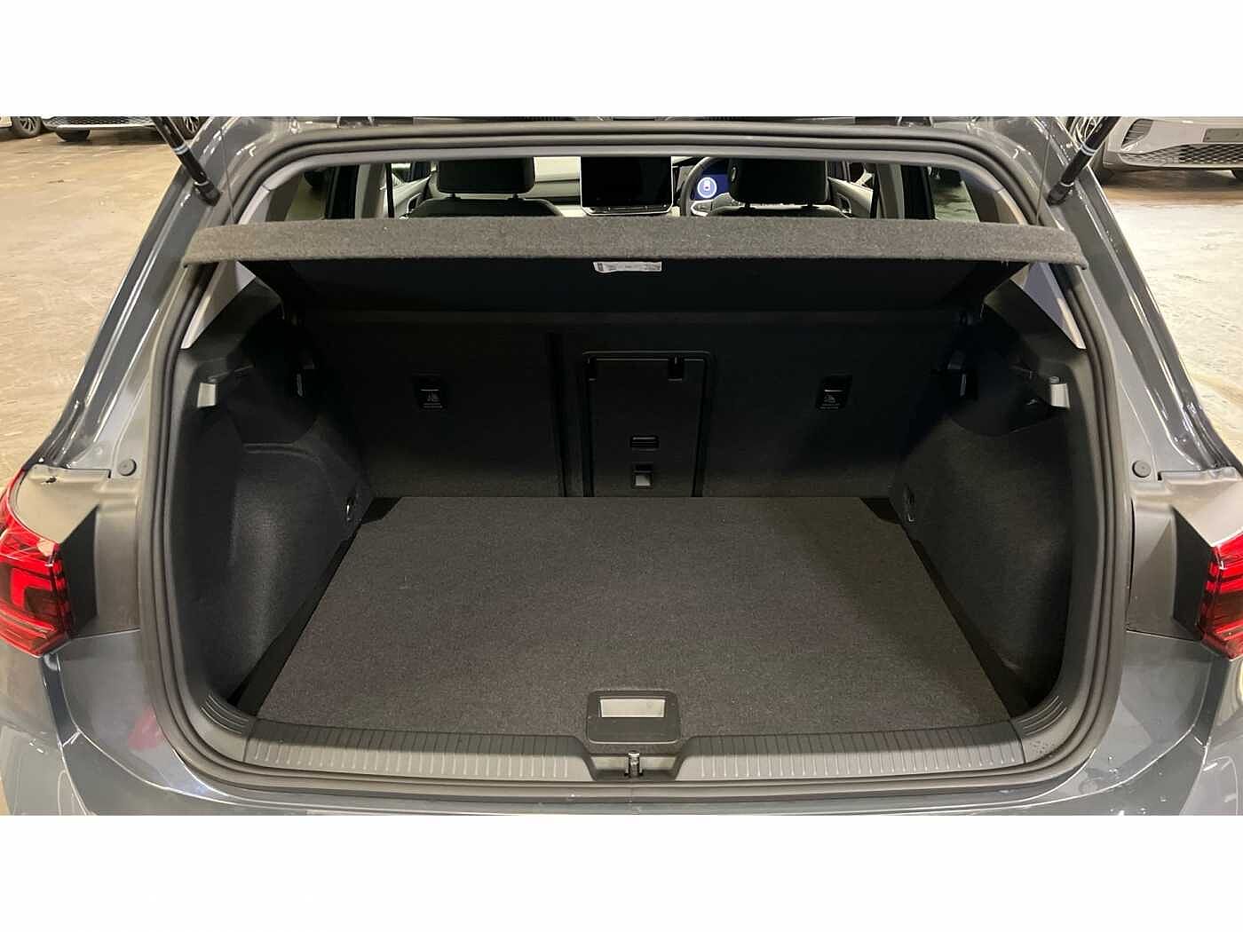 Volkswagen Golf Hatch Match 1.5 TSI 150ps 6-Speed Manual 5 Door