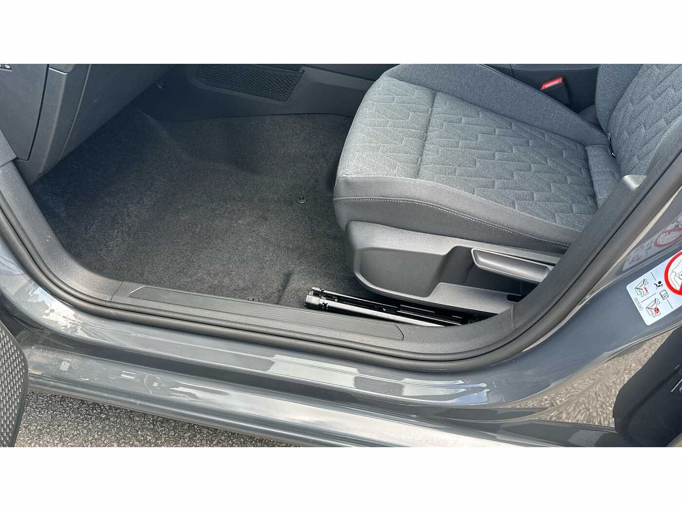 Volkswagen Golf 1.5 TSI Match 5dr