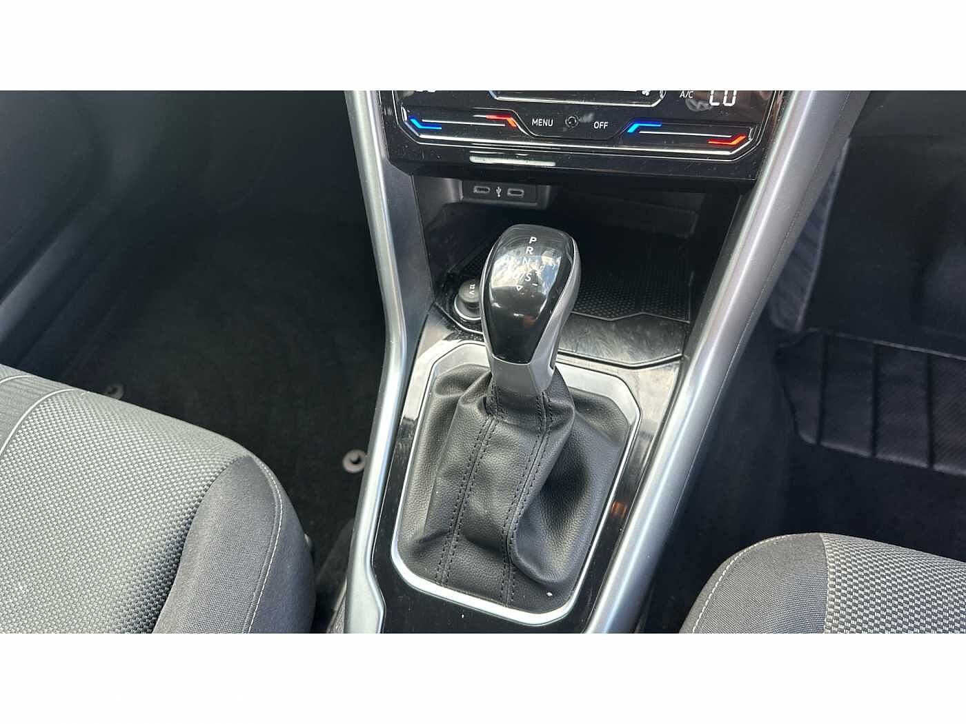 Volkswagen T-roc 1.5 TSI Life 5dr DSG